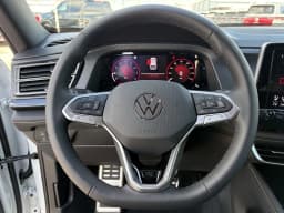 Volkswagen Atlas Cross Sport 2.0T SEL Premium R-Line 4MOTION 2026 — side view