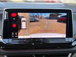 Volkswagen Atlas Cross Sport 2.0T SEL Premium R-Line 4MOTION 2026 — side view