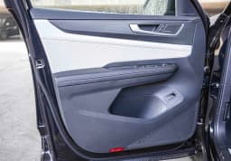 Volkswagen Atlas Cross Sport 2.0T SEL Premium R-Line 4MOTION 2026 — side view