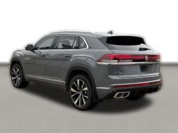 Volkswagen Atlas Cross Sport 2.0T SEL Premium R-Line 4MOTION 2026 — side view