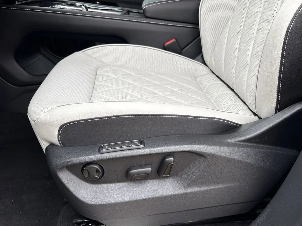 Volkswagen Atlas Cross Sport 2.0T SEL Premium R-Line 4MOTION 2026 — side view