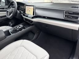 Volkswagen Atlas Cross Sport 2.0T SEL Premium R-Line 4MOTION 2026 — side view