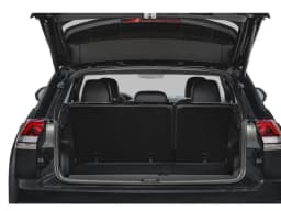 Volkswagen Atlas Cross Sport 2.0T SEL Premium R-Line 4MOTION 2026 — side view
