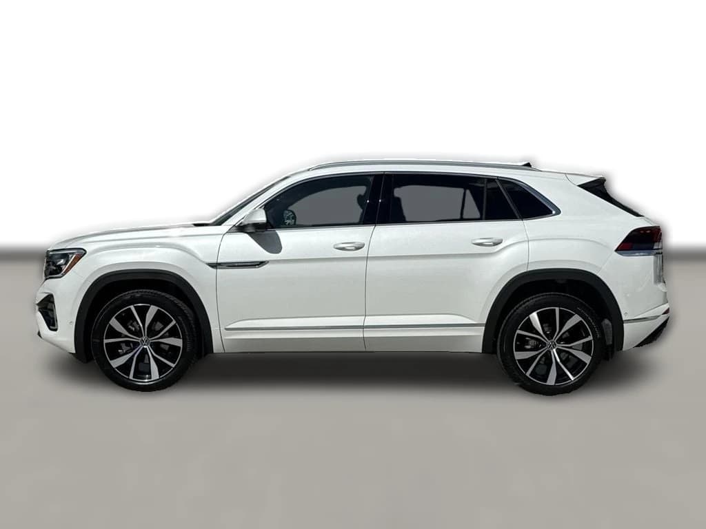 Volkswagen Atlas Cross Sport 2.0T SEL Premium R-Line 4MOTION 2026 — side view