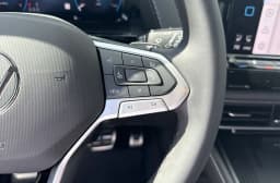 Volkswagen Atlas Cross Sport 2.0T SEL Premium R-Line 4MOTION 2026 — side view