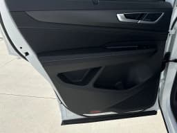 Volkswagen Atlas Cross Sport 2.0T SEL Premium R-Line 4MOTION 2026 — side view