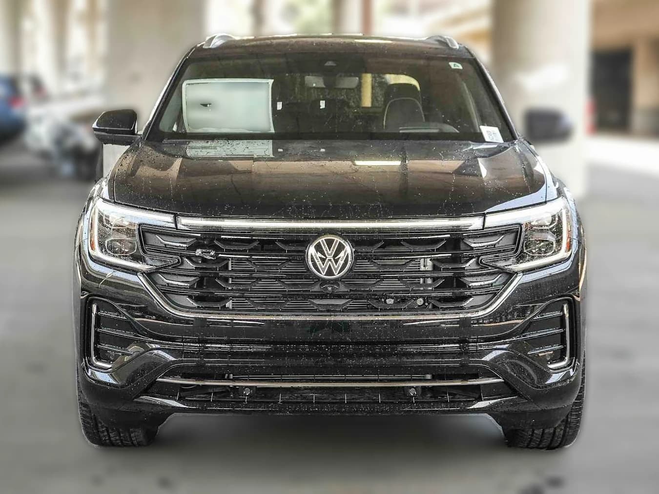 Volkswagen Atlas Cross Sport 2.0T SEL Premium R-Line 4MOTION 2026 — side view