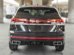 Volkswagen Atlas Cross Sport 2.0T SEL Premium R-Line 4MOTION 2026 — side view