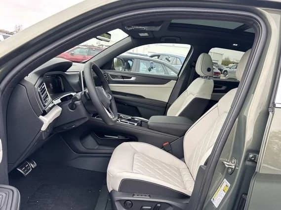 Volkswagen Atlas Cross Sport 2.0T SEL Premium R-Line 4MOTION 2026 — side view