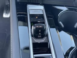 Volkswagen Atlas Cross Sport 2.0T SEL Premium R-Line 4MOTION 2026 — side view