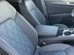 Volkswagen Atlas Cross Sport 2.0T SEL Premium R-Line 4MOTION 2026 — side view