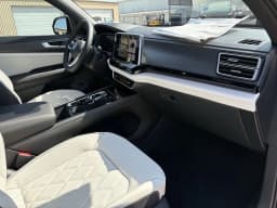Volkswagen Atlas Cross Sport 2.0T SEL Premium R-Line 4MOTION 2026 — side view