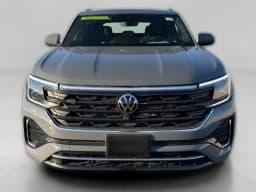 Volkswagen Atlas Cross Sport 2.0T SEL Premium R-Line 4MOTION 2026 — side view