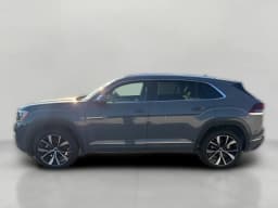 Volkswagen Atlas Cross Sport 2.0T SEL Premium R-Line 4MOTION 2026 — side view