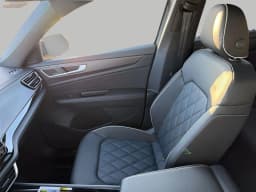 Volkswagen Atlas Cross Sport 2.0T SEL Premium R-Line 4MOTION 2026 — side view