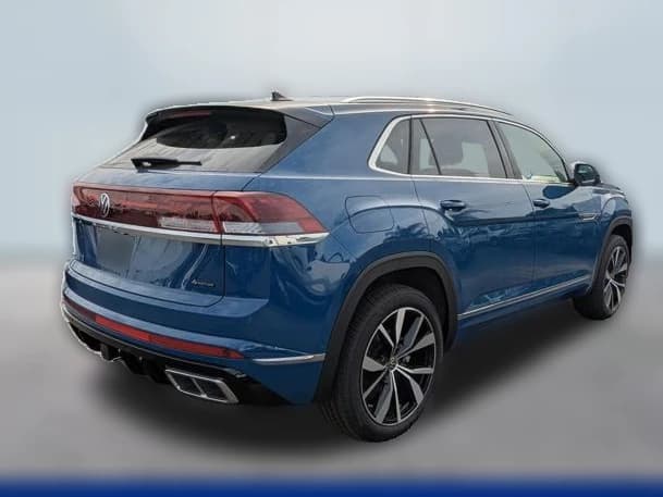 Volkswagen Atlas Cross Sport 2.0T SEL Premium R-Line 4MOTION 2025 — side view
