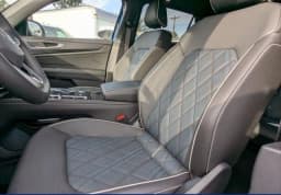 Volkswagen Atlas Cross Sport 2.0T SEL Premium R-Line 4MOTION 2025 — side view