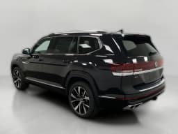 Volkswagen Atlas 2.0T SEL Premium R-Line 4MOTION 2026 — side view