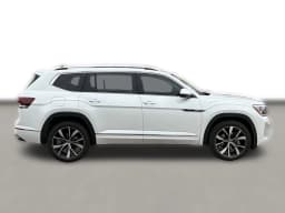 Volkswagen Atlas 2.0T SEL Premium R-Line 4MOTION 2026 — side view