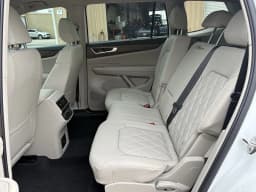 Volkswagen Atlas 2.0T SEL Premium R-Line 4MOTION 2026 — side view