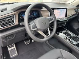 Volkswagen Atlas 2.0T SEL Premium R-Line 4MOTION 2026 — side view