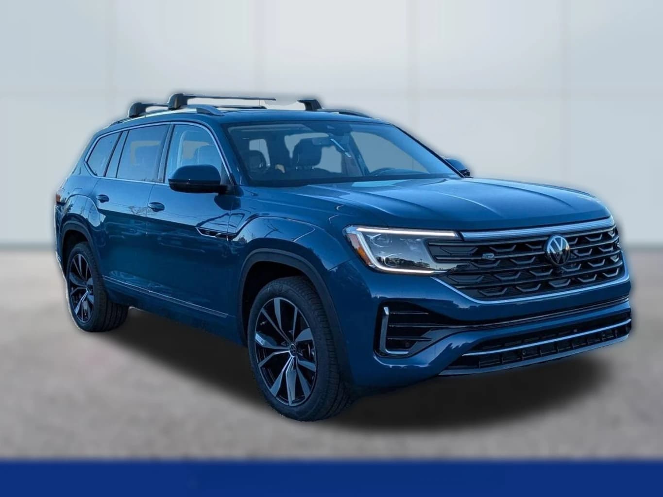 Volkswagen Atlas 2.0T SEL Premium R-Line 4MOTION 2026 — side view