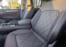 Volkswagen Atlas 2.0T SEL Premium R-Line 4MOTION 2026 — side view