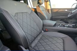 Volkswagen Atlas 2.0T SEL Premium R-Line 4MOTION 2026 — side view