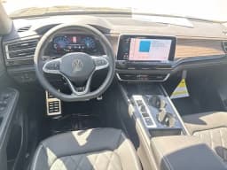 Volkswagen Atlas 2.0T SEL Premium R-Line 4MOTION 2026 — side view