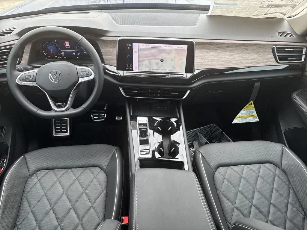Volkswagen Atlas 2.0T SEL Premium R-Line 4MOTION 2025 — side view