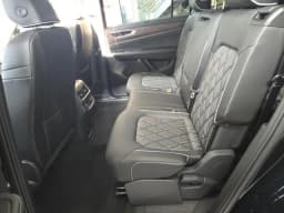 Volkswagen Atlas 2.0T SEL Premium R-Line 4MOTION 2025 — side view