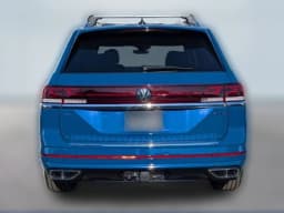 Volkswagen Atlas 2.0T SEL Premium R-Line 4MOTION 2025 — side view