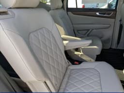 Volkswagen Atlas 2.0T SEL Premium R-Line 4MOTION 2025 — side view