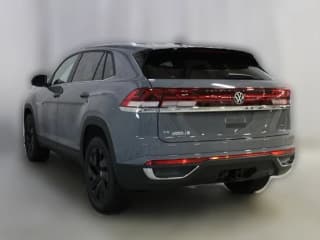 Volkswagen Atlas Cross Sport 2.0T SE w/Technology 4MOTION
