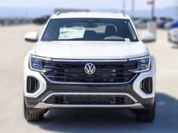Volkswagen Atlas Cross Sport 2.0T SE w/Technology 4MOTION 2026 — side view