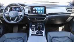 Volkswagen Atlas Cross Sport 2.0T SE w/Technology 4MOTION 2026 — side view