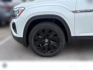 Volkswagen Atlas Cross Sport 2.0T SE w/Technology 4MOTION