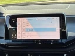 Volkswagen Atlas Cross Sport 2.0T SE w/Technology 4MOTION 2026 — side view