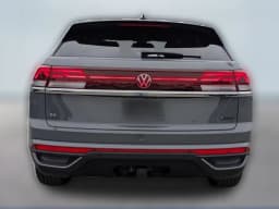 Volkswagen Atlas Cross Sport 2.0T SE w/Technology 4MOTION 2025 — side view