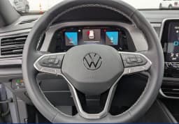 Volkswagen Atlas Cross Sport 2.0T SE w/Technology 4MOTION 2025 — side view