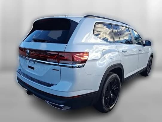 Volkswagen Atlas 2.0T SE w/Technology 4MOTION 2026 — side view