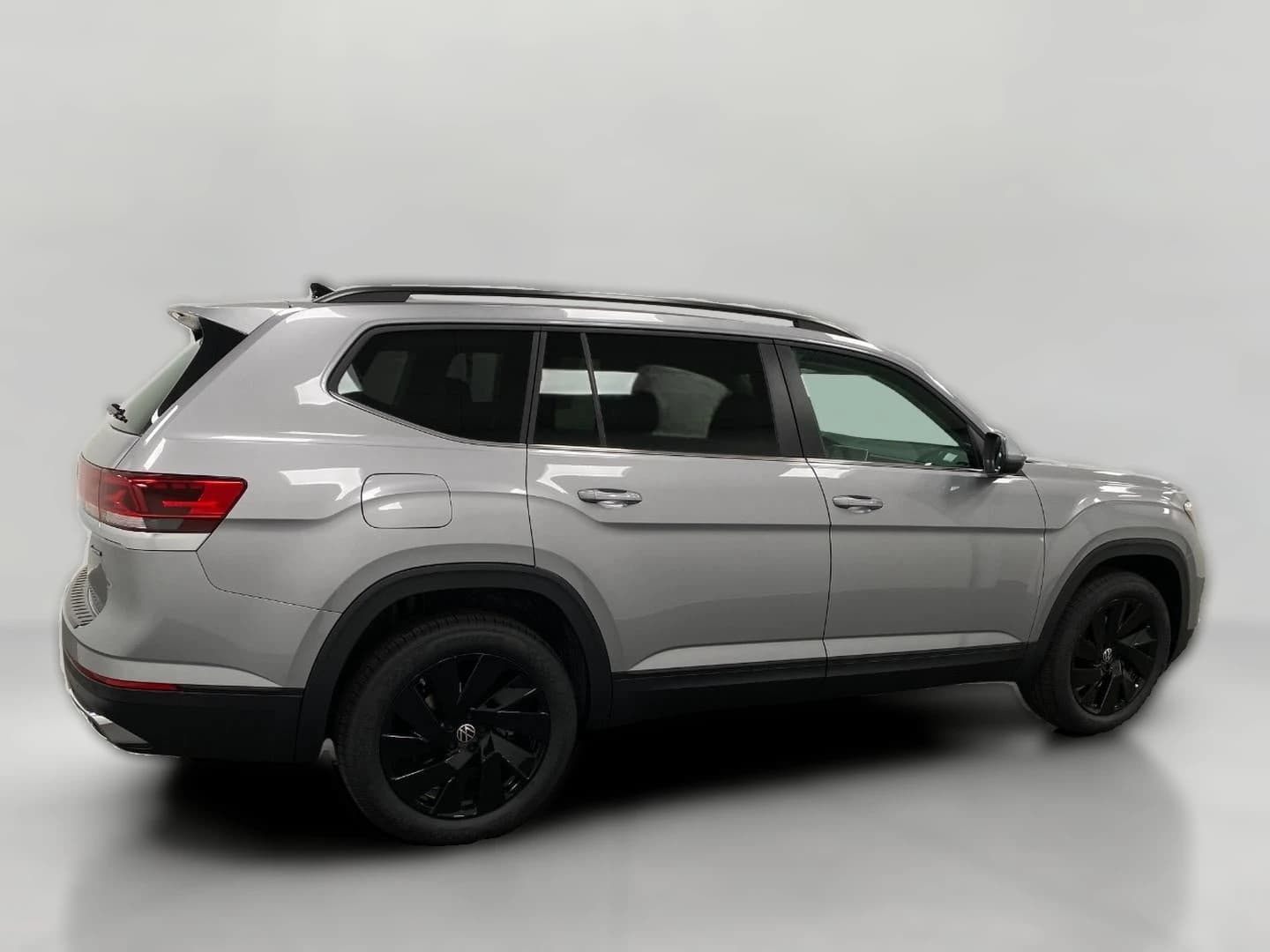 Volkswagen Atlas 2.0T SE w/Technology 4MOTION 2026 — side view