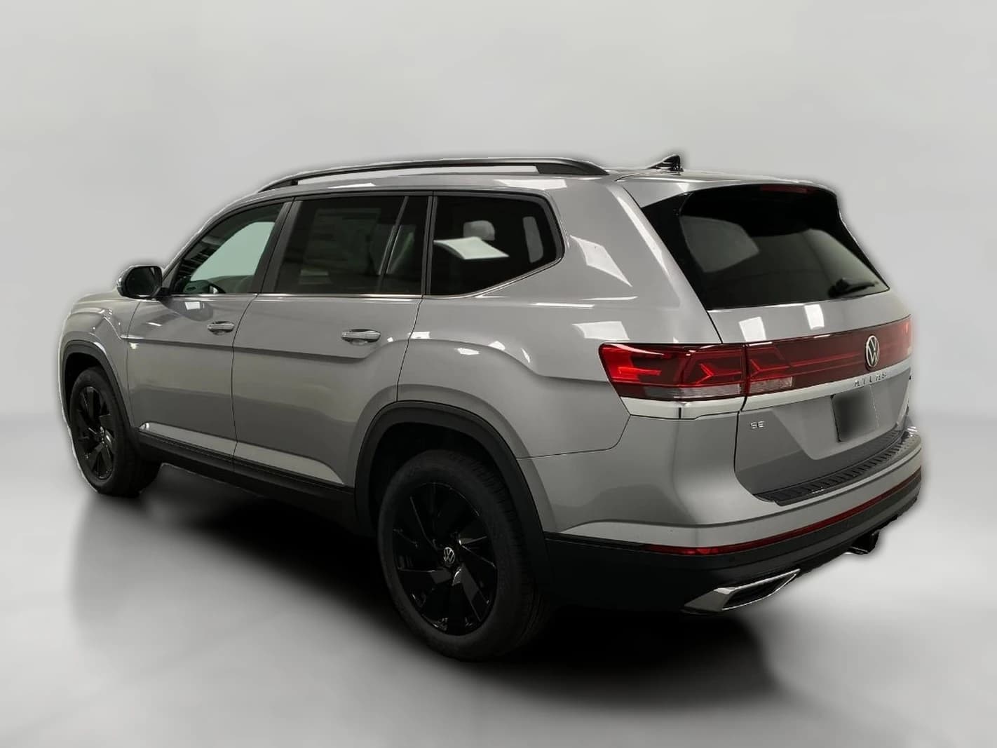 Volkswagen Atlas 2.0T SE w/Technology 4MOTION 2026 — side view