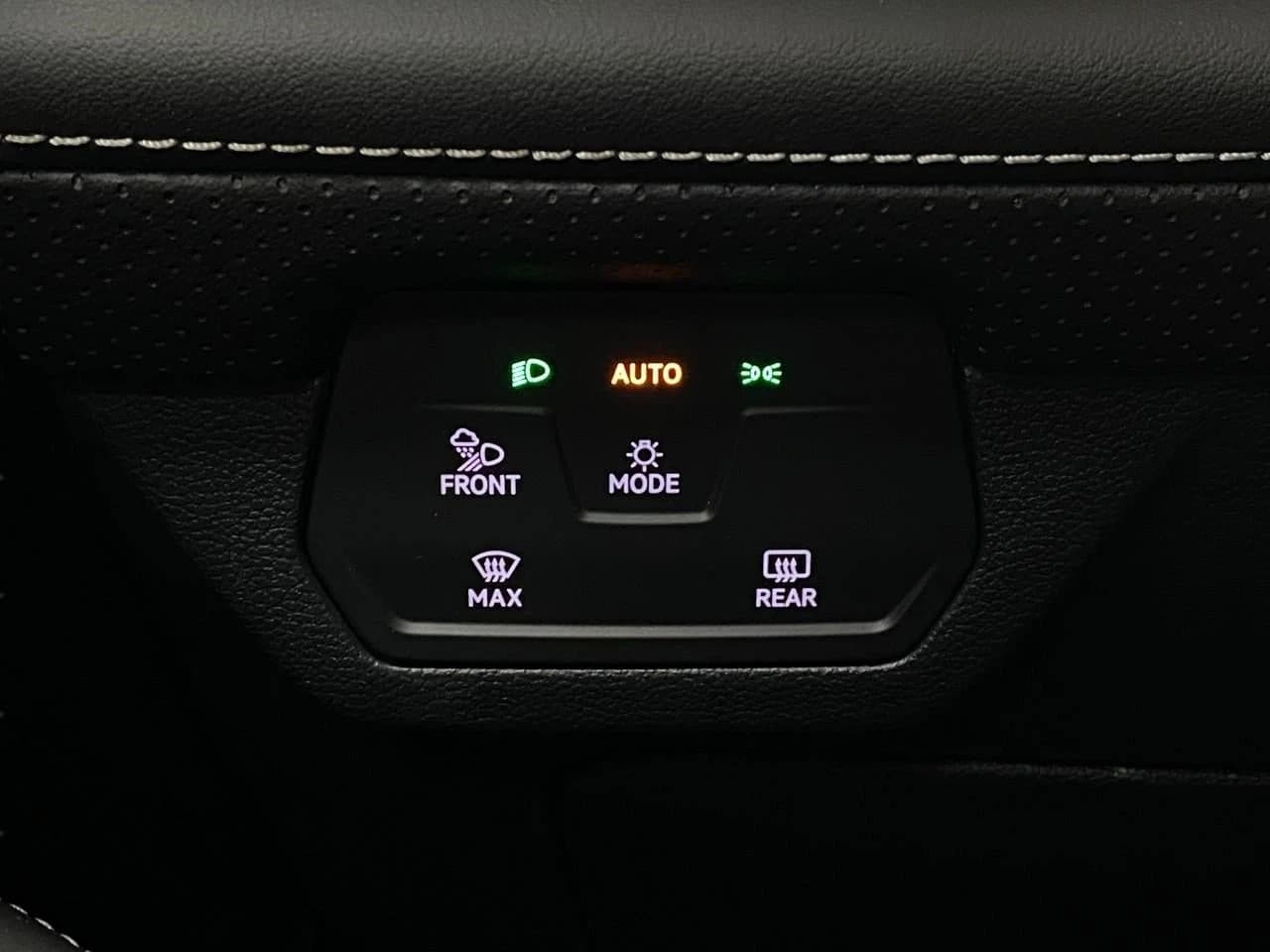 Volkswagen Atlas 2.0T SE w/Technology 4MOTION 2026 — side view