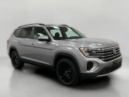 Volkswagen Atlas 2.0T SE w/Technology 4MOTION 2026 — side view