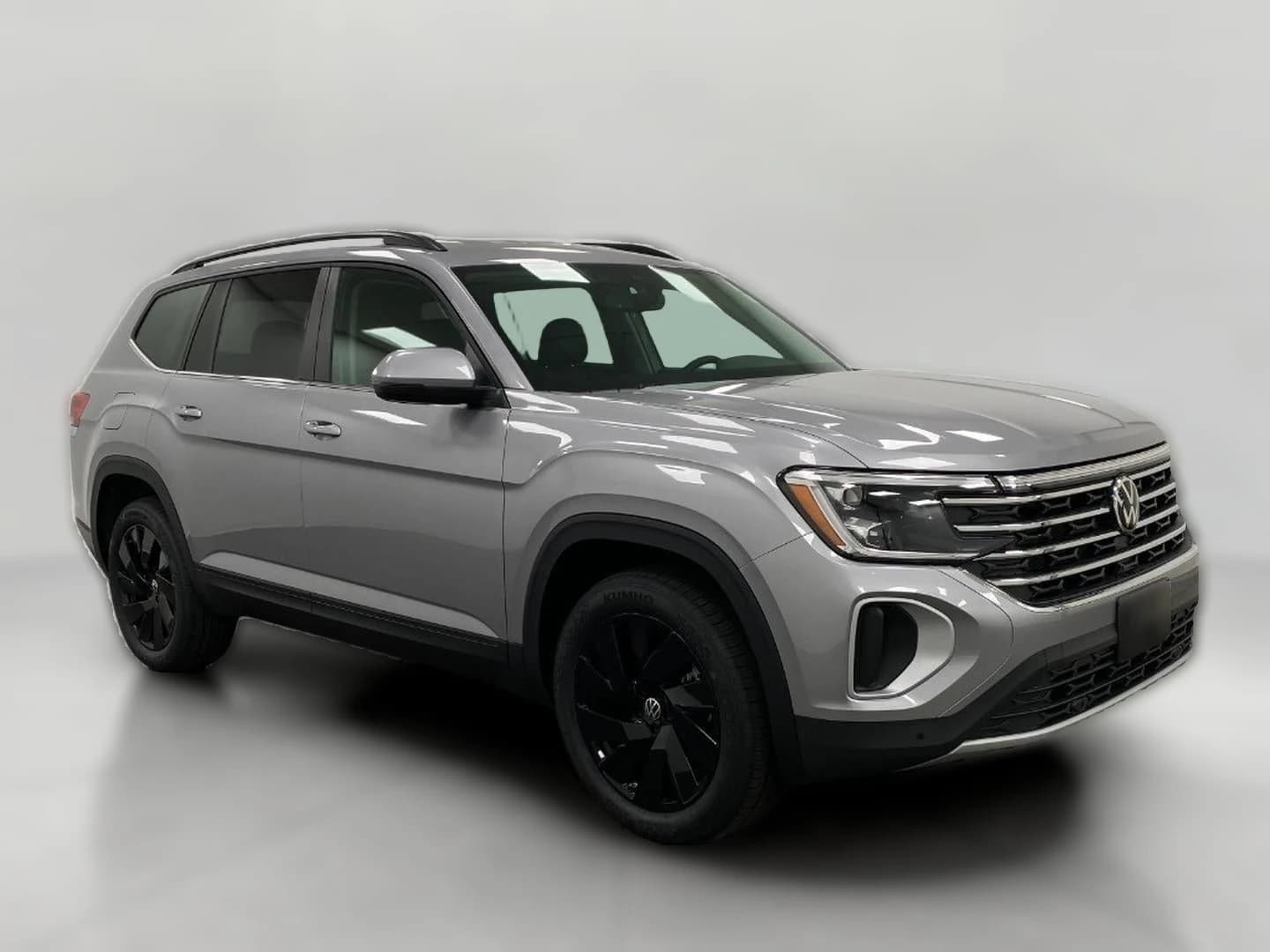 Volkswagen Atlas 2.0T SE w/Technology 4MOTION 2026 — side view