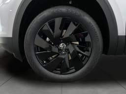 Volkswagen Atlas 2.0T SE w/Technology 4MOTION 2026 — side view