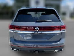 Volkswagen Atlas 2.0T SE w/Technology 4MOTION 2026 — side view