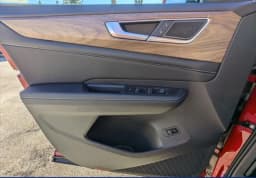 Volkswagen Atlas 2.0T SE w/Technology 4MOTION 2025 — side view