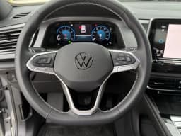 Volkswagen Atlas Cross Sport 2.0T SE w/Technology FWD 2026 — side view